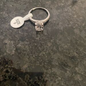 Elegant Silver Ring with Clear Stone